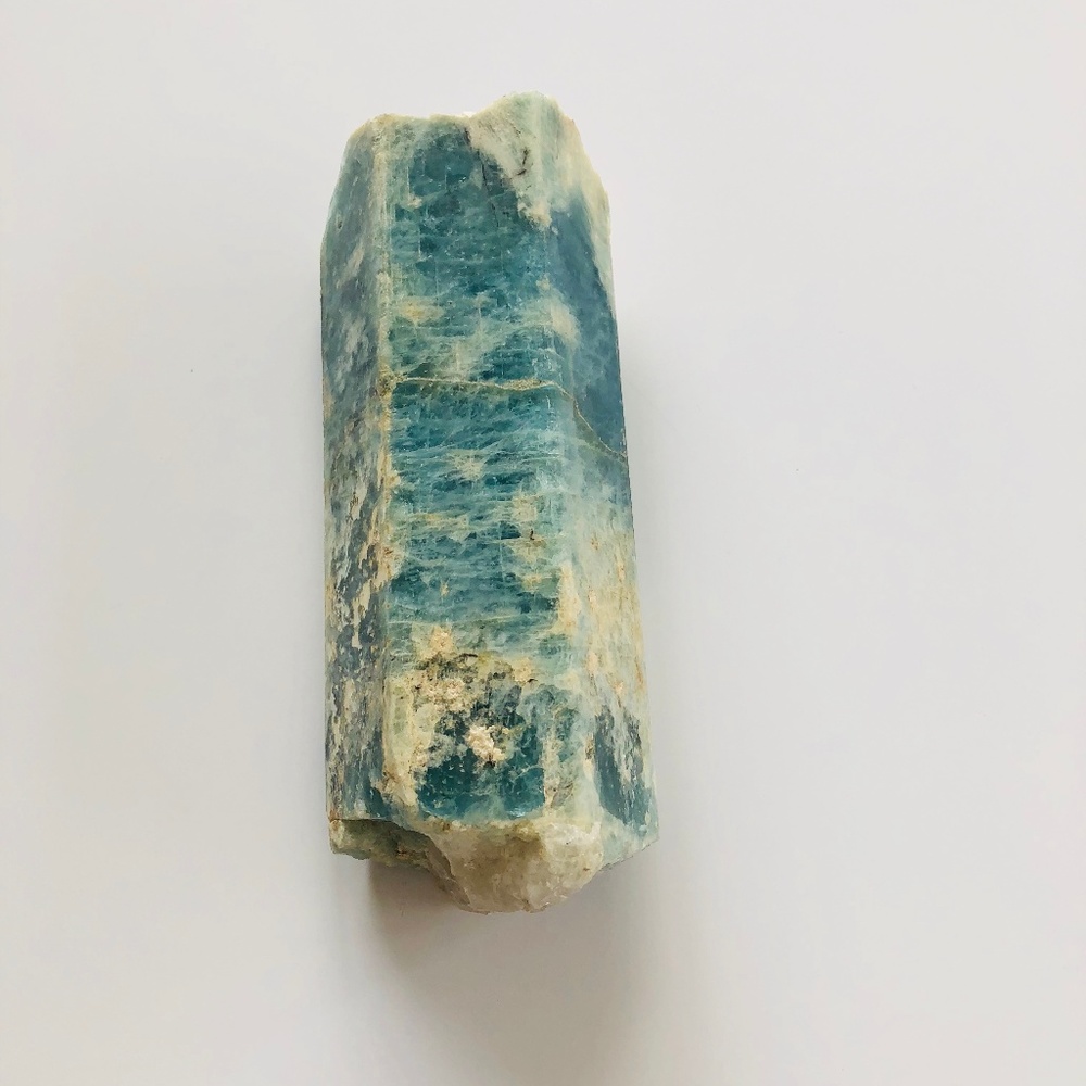 Natural Aquamarine Beryl  Mineral  (2.74 Pounds)